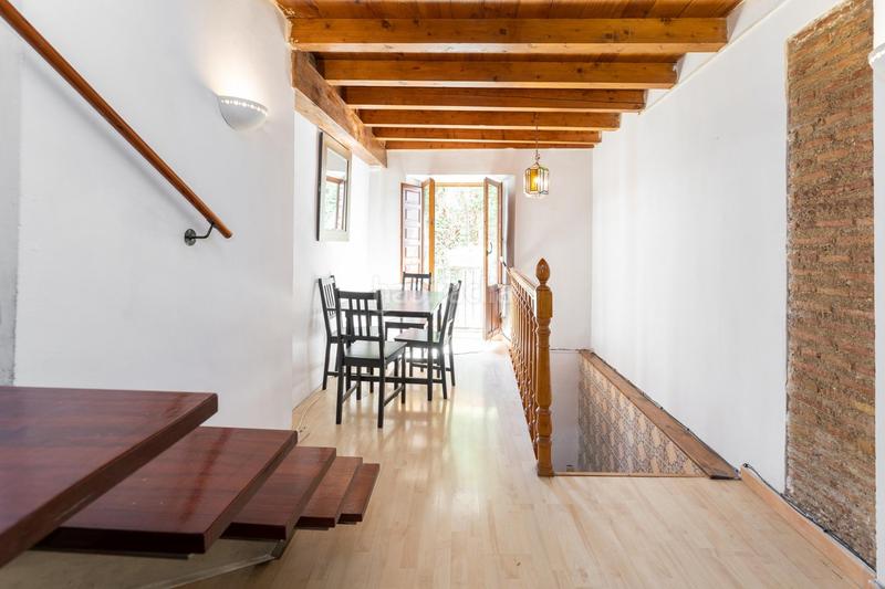 Foto 3a3f9e27-6e9e-4d76-bf52-a07ea481533f. Semi detached house with heating in Barrio de Albaicín Granada