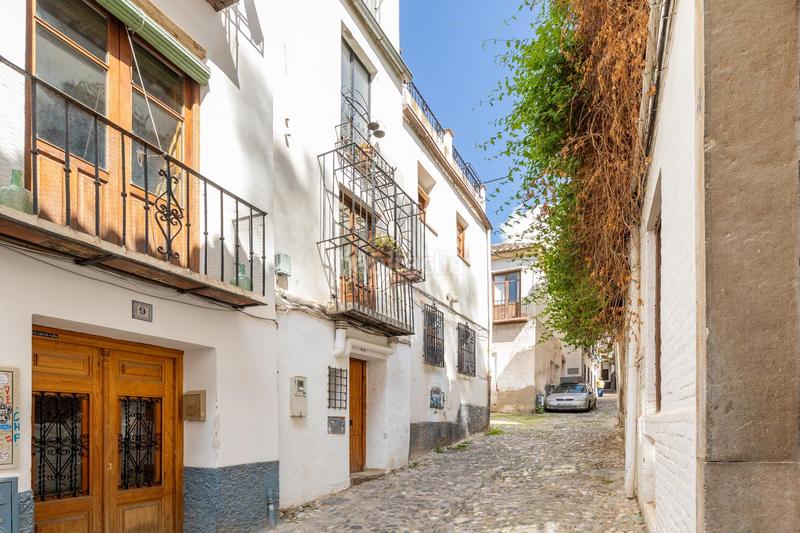 Foto 936e9eb3-2e70-40a1-98b1-cc459ed69f5b. Semi detached house with heating in Barrio de Albaicín Granada