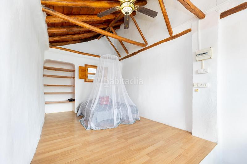 Foto c612cc4d-60a9-4913-b9ed-3b576636ef2b. Semi detached house with heating in Barrio de Albaicín Granada