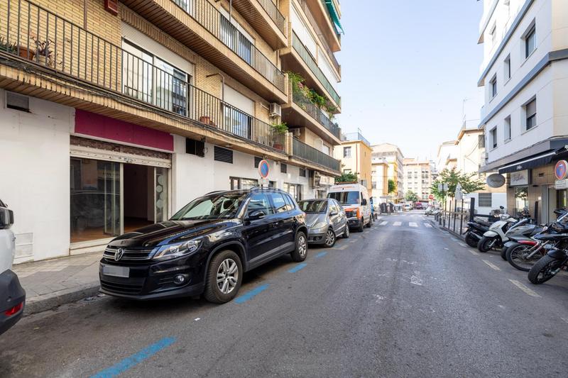 Foto 08904b85-c7b1-407b-af28-ae8a71b82b30. Local commercial dans isaac albeniz 10 dans Plaza de Toros Granada