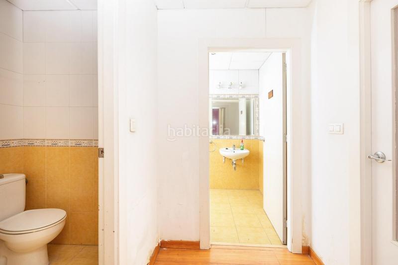 Foto 42396067-88b8-4ccc-8aa4-e0e8de10f6df. Local commercial dans isaac albeniz 10 dans Plaza de Toros Granada