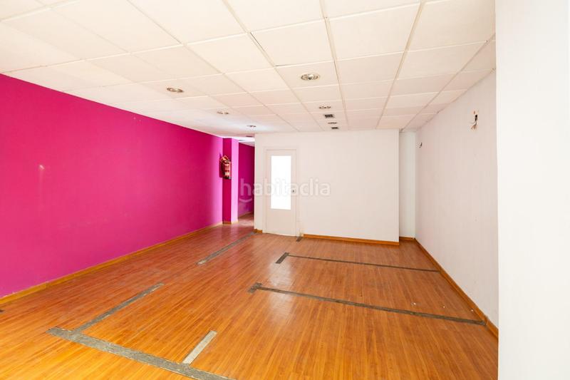 Foto 81819f0f-49d1-4042-9c30-a4fd4fb8cef3. Local commercial dans isaac albeniz 10 dans Plaza de Toros Granada