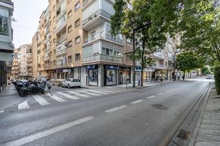 Geschäftsraum in Calle doctor jimenez diaz 2. Local comercial en venta en avda. de la constitución