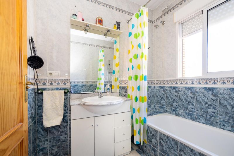 Foto 1cc7fe75-2032-49fa-a34c-c7d3714df94f. Casa amb aparcament piscina a Cúllar Vega