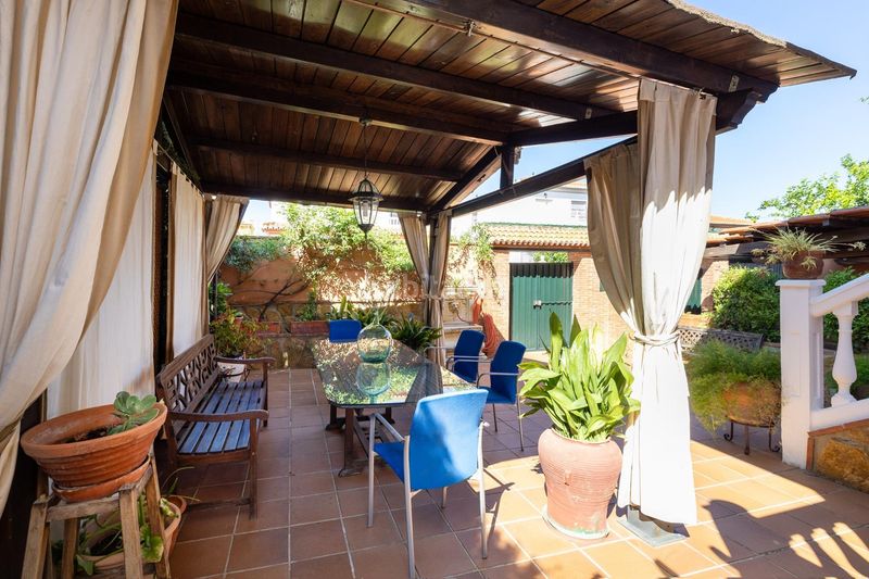 Foto 2aeac090-a306-4c53-9cd2-2a8013306804. Casa amb aparcament piscina a Cúllar Vega