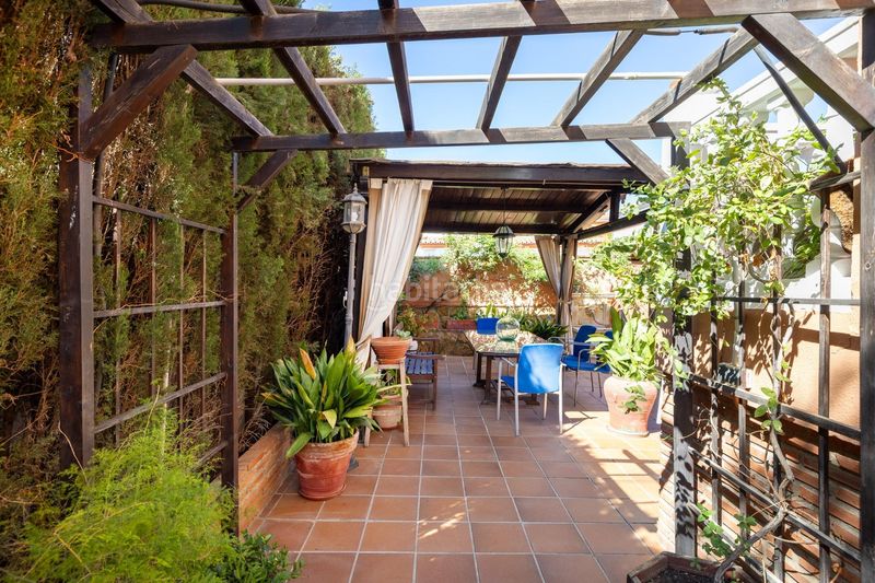 Foto 52e96979-ec6b-4c24-bf3e-c38013378931. Casa amb aparcament piscina a Cúllar Vega