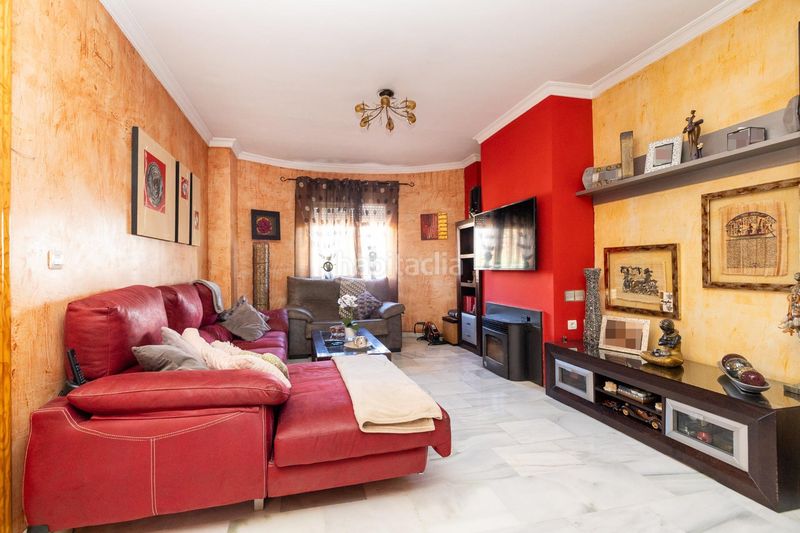 Foto 7a0667c1-8e7b-4c0e-99b0-9944e1ec8da1. Casa amb aparcament piscina a Cúllar Vega