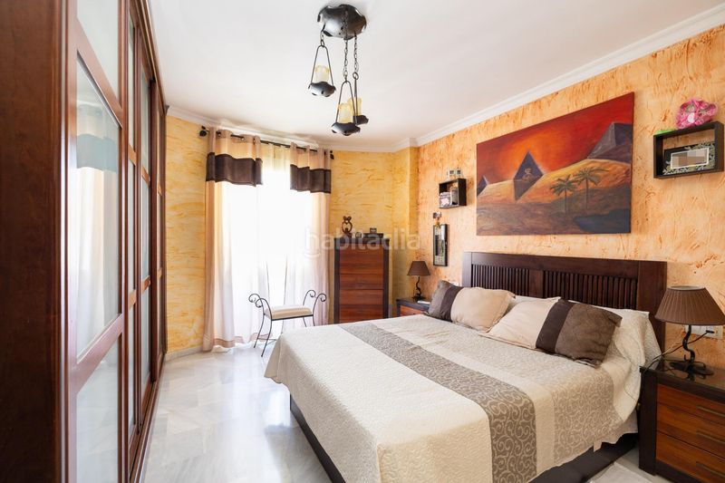 Foto 823452dd-be65-4ee8-b37e-ba73f08f13b6. Casa amb aparcament piscina a Cúllar Vega