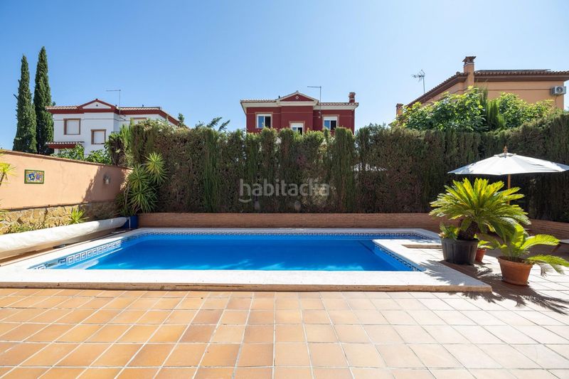 Foto 93609100-1b8b-4fa4-a856-eb1087520f30. Casa amb aparcament piscina a Cúllar Vega