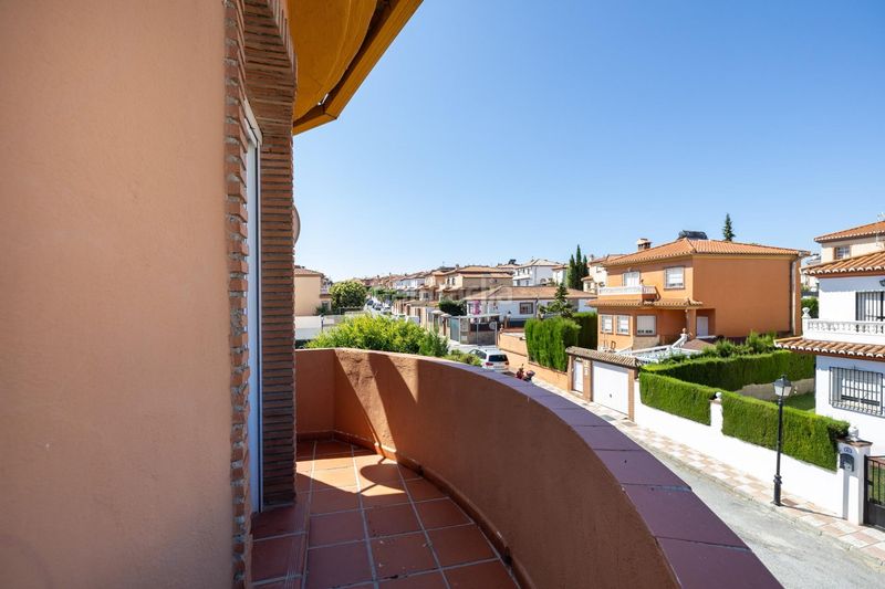 Foto d600bde9-88a6-486b-b22c-785792db31ac. Casa amb aparcament piscina a Cúllar Vega