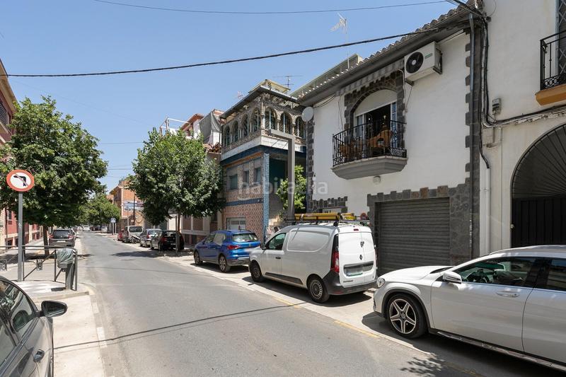 Foto 72c9b31b-e8af-43d6-9c69-4991b0529237. Casa adosada tu nuevo hogar y tu futuro negocio te esperan en el centro en Maracena