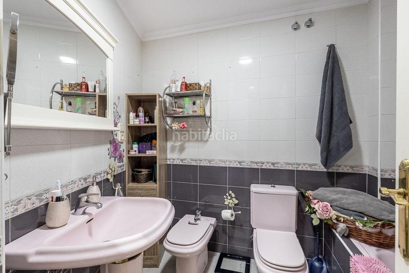 Foto 406837ab-3e81-48f2-989f-ba9928cda845. Piso  en palacio de deportes en Castaño - Mirasierra Granada