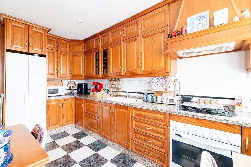 Foto 85b5e809-7020-40b2-8674-708d587912b1. Casa adosada en calle alhambra 41 en Fuente Vaqueros