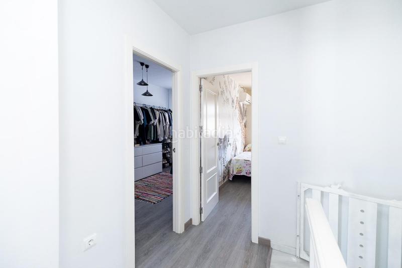 Foto e8f9b4e1-8f34-4472-ae5b-9d63e394333e. Casa adosada en buenavista-jau 14 tu nuevo hogar familiar te espera en el jau. en Santa Fe