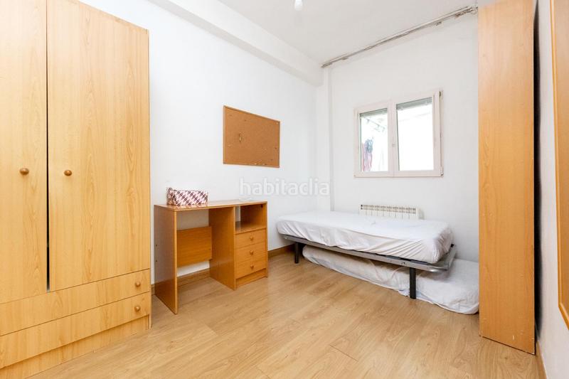 Foto 0b542a58-500e-4ac6-82b8-198ff429c6f0. Piso oportunidad única en el centro ! piso en venta en pedro antonio de alarcón en Granada