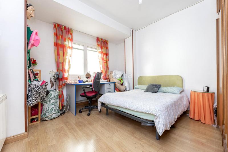 Foto 68ca5dfa-2951-4cf5-89b0-2168e8c2d1cb. Piso oportunidad única en el centro ! piso en venta en pedro antonio de alarcón en Granada