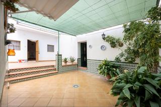 Casa  Avenida san rogelio. Magnifica casa en el centro de illora