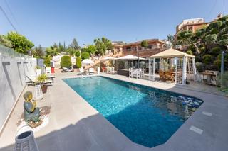 Chalet à Gójar. Villa de lujo en gójar  exclusividad, espacio y estilo en un ent