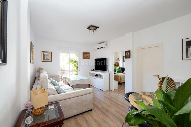 Foto 6b16bf6d-e8bb-4baf-92ab-f0a79e704ce0. Piso tu nuevo hogar ! piso luminoso, reformado y con terraza en Albolote
