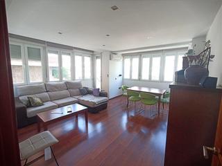 Miete Etagenwohnung in Fígares. Alquiler piso 4 habitaciones reformado en camino de ronda