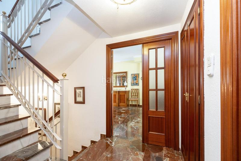 Foto 2b3ffa2c-ff59-4490-961e-aa26119478ac. Casa adosada espectacular casa ubicada en el exclusivo barrio de albayda, diseñada con una distribución funcional en Granada