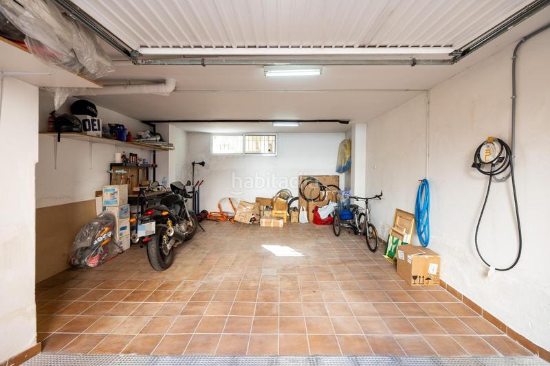 Foto 552410a8-48cf-43b7-b0fa-5190401fb66f. Casa adosada espectacular casa ubicada en el exclusivo barrio de albayda, diseñada con una distribución funcional en Granada