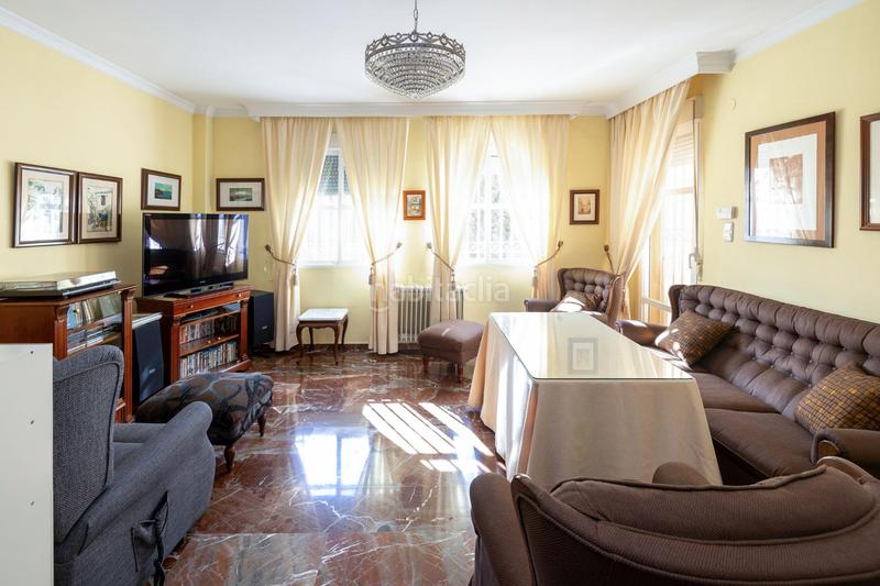 Foto 83918445-6e9a-465e-9bef-ee12403c1186. Casa adosada espectacular casa ubicada en el exclusivo barrio de albayda, diseñada con una distribución funcional en Granada