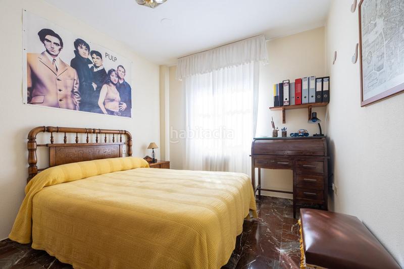 Foto d0253c99-a765-416f-b935-0374ff417c35. Casa adosada espectacular casa ubicada en el exclusivo barrio de albayda, diseñada con una distribución funcional en Granada