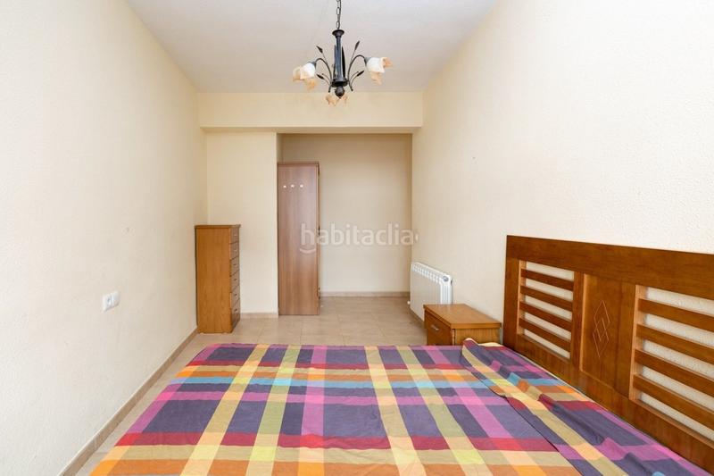 Foto 2cc3e6a1-f426-4d14-9c91-917a6dd15c65. Piso fantástico piso en pleno centro , ideal para vivir o invertir. en Granada