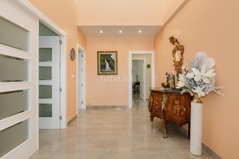 Foto 0f208b2b-8d6a-4aad-8bfd-f784f310bb5a. Chalet  moderno y acogedor con piscina en una sola planta en Cúllar Vega
