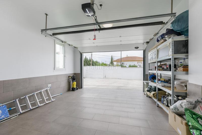 Foto ef5c520c-1093-4c8d-b2f6-72b91ce84644. Chalet  moderno y acogedor con piscina en una sola planta en Cúllar Vega