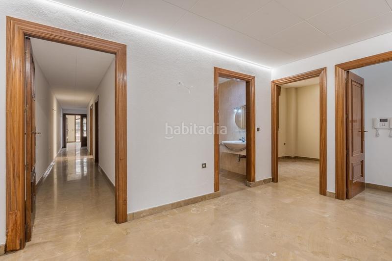 Foto 6b88f02d-f68e-49e6-9814-255b4b502cc7. Flat with heating parking in San Matías - Realejo Granada