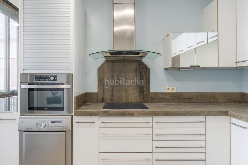 Foto f2ca0af7-48bd-4d94-b9ef-7420c59eeafb. Flat with heating parking in San Matías - Realejo Granada