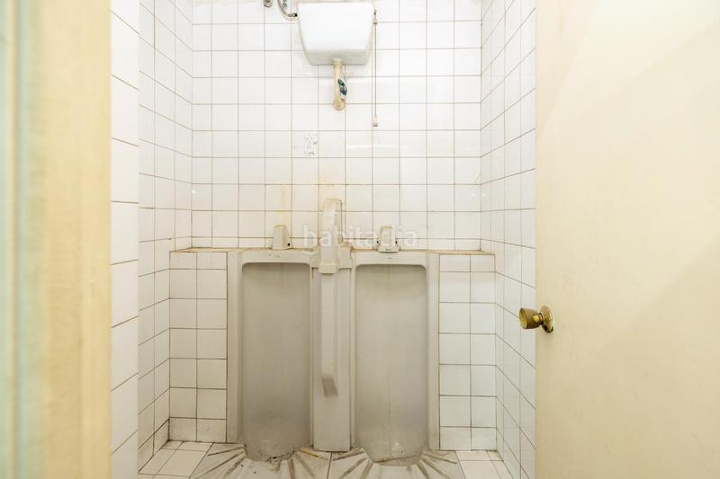 Foto a889657a-d621-4140-bf3e-5e50974a8261. Locale commerciale in Camino de Ronda Granada