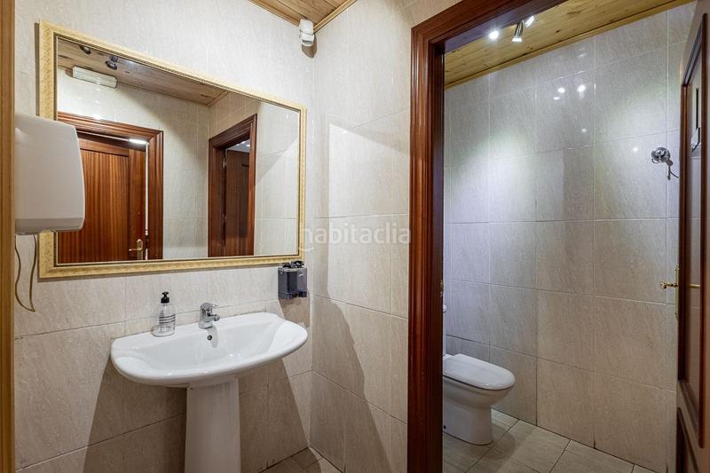 Foto 5ca9d844-5d08-482c-9c02-724267950b60. Office space in San Matías - Realejo Granada