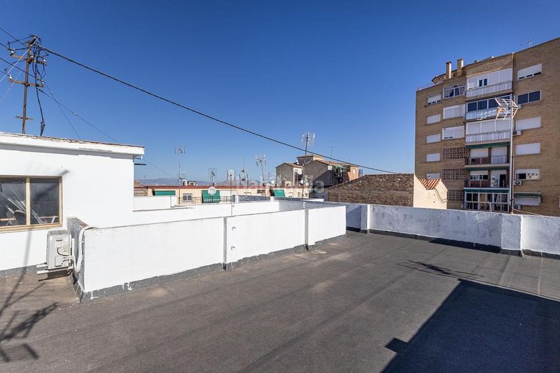 Foto b0796646-6611-4780-8c87-a2986e751b4b. Pis a Barrio de Zaidín Granada