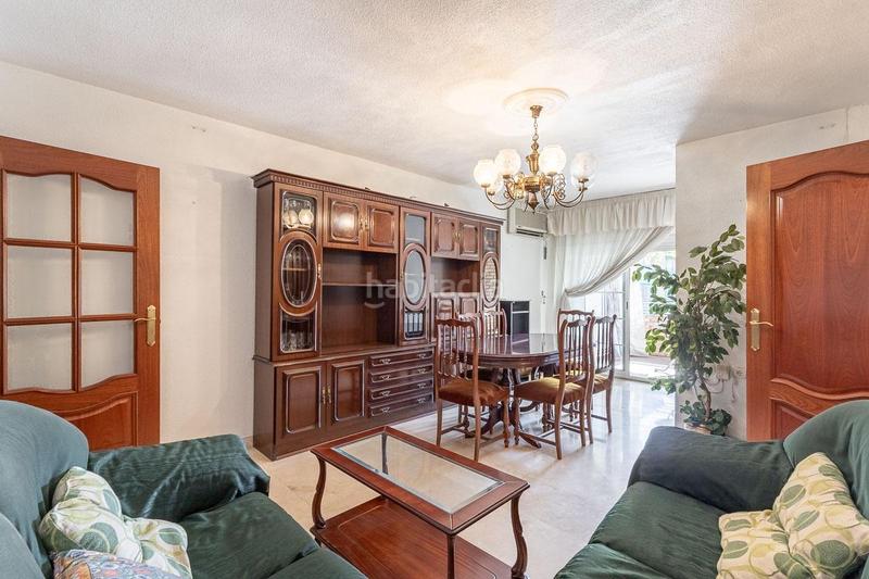 Foto a5833a16-6022-4954-9589-d08de0dbe149. Appartamento con parcheggio in Pajaritos Granada