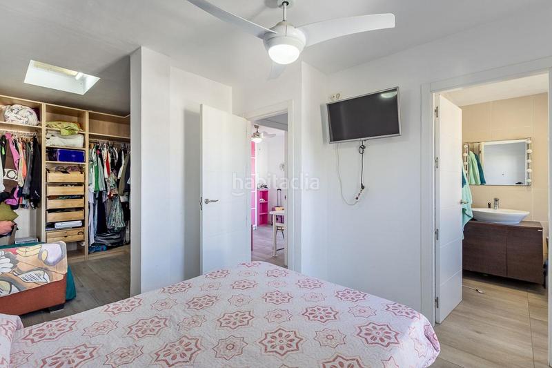 Foto 09f383b9-e2c3-4ee5-84b2-a351351869d4. Casa adossada amb aparcament a Peligros