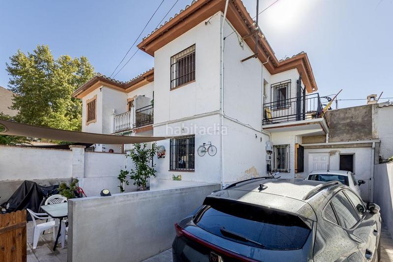 Foto 45f3d751-878f-455f-8eb9-9089e3ab8ec5. Casa adossada amb aparcament a Peligros