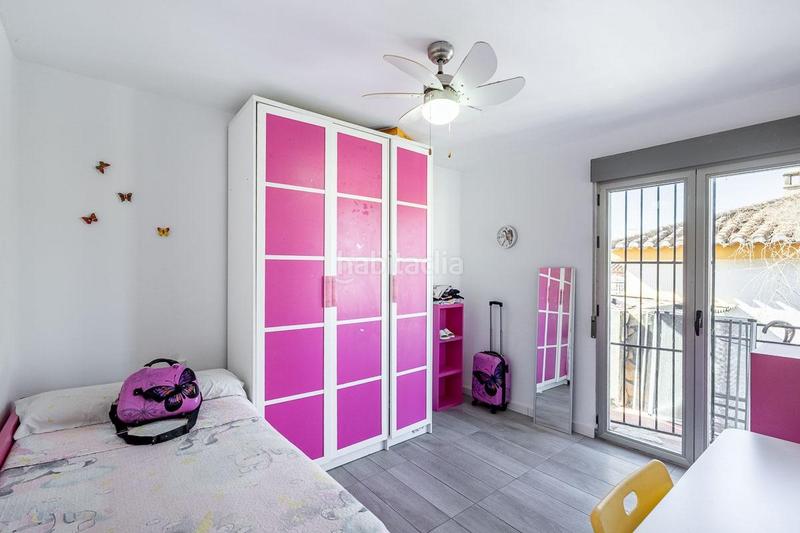 Foto 50af7886-047b-4ea7-96c4-4b171264a477. Casa adossada amb aparcament a Peligros