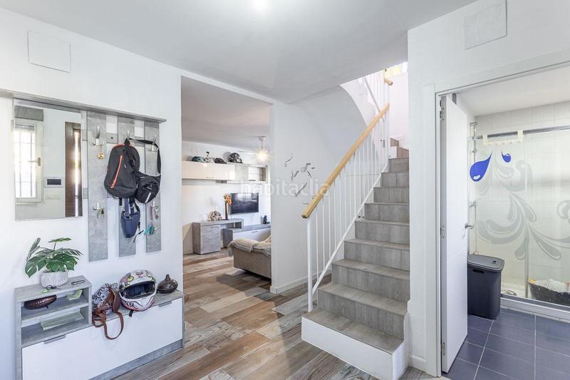 Foto 73d9ee71-f144-4f82-a38e-17da26c1e2f7. Casa adossada amb aparcament a Peligros