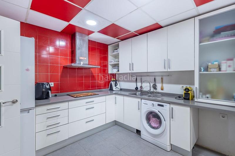 Foto 975634c5-7310-49cb-9eb7-54708cb1fd5f. Casa adossada amb aparcament a Peligros