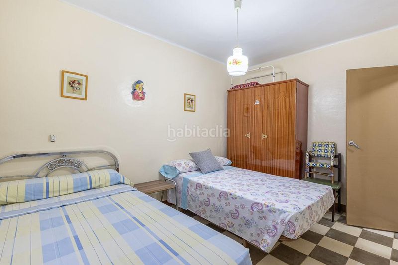 Foto 7dbec196-6e64-42dc-b896-7d10d13b6417. Casa amb aparcament a Láchar