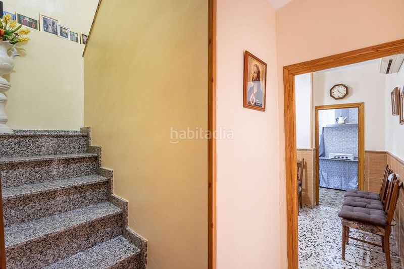 Foto 8a19fafa-7068-4101-acda-5bd20897b4f4. Casa amb aparcament a Láchar