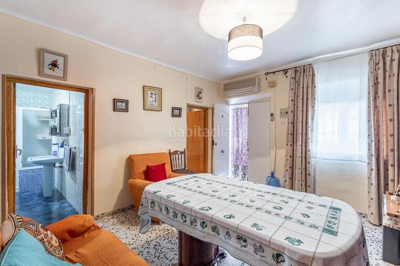 Foto d1b15871-65f1-430e-9040-b372f61c33ae. Casa con parcheggio in Láchar