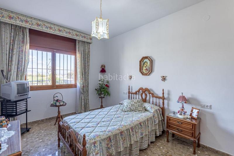 Foto 3dbd4164-7ff7-4332-a58b-33334d2cf8d8. Casa aparellada a calle del cercado 17 a Fuente Vaqueros