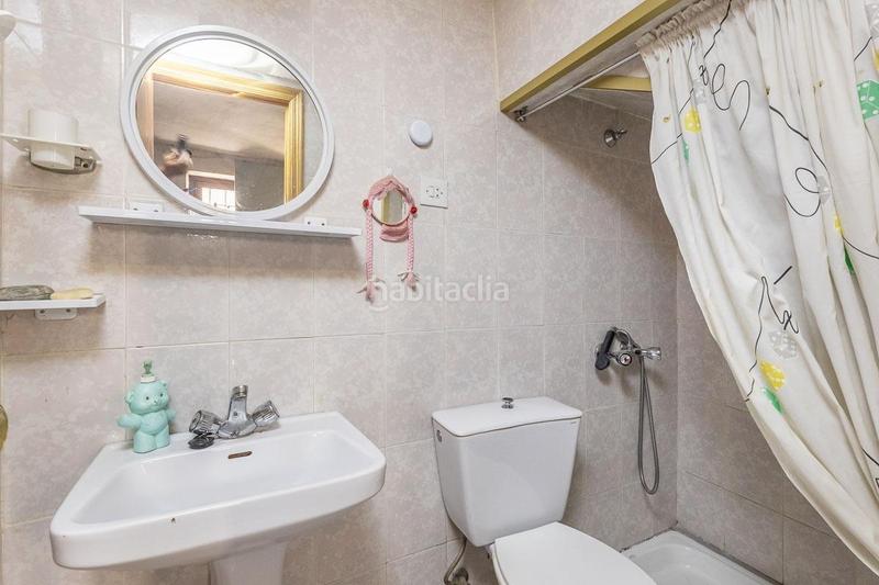 Foto 46ca710a-7553-4936-8641-bbf615fa9b9e. Casa aparellada a Güéjar Sierra