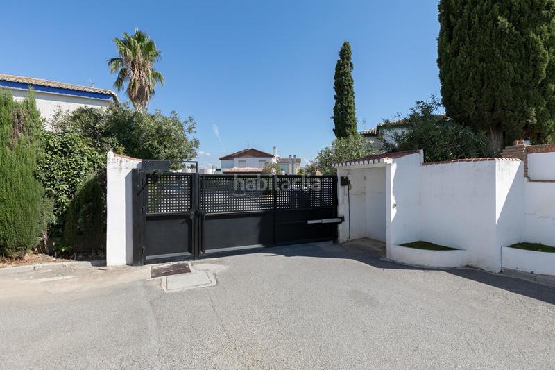 Foto 50b7d90e-1e3f-4d94-9ca5-c2ff2c682c2a. Xalet amb aparcament piscina a Ogíjares