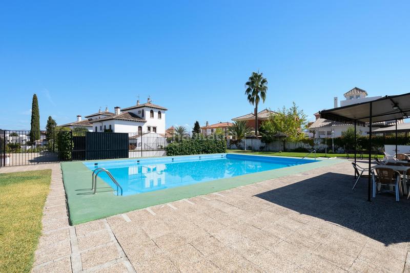 Foto a3522461-74e0-4394-86eb-c1d9dade8a5c. Xalet amb aparcament piscina a Ogíjares