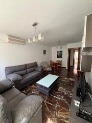 Lloguer Pis a Fígares. Piso en alquiler en camino de ronda 4 habitaciones  calle adelfa